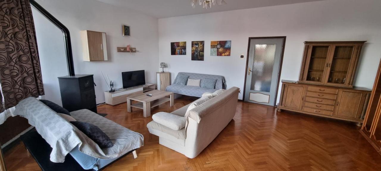 Niki Rezine Appartement