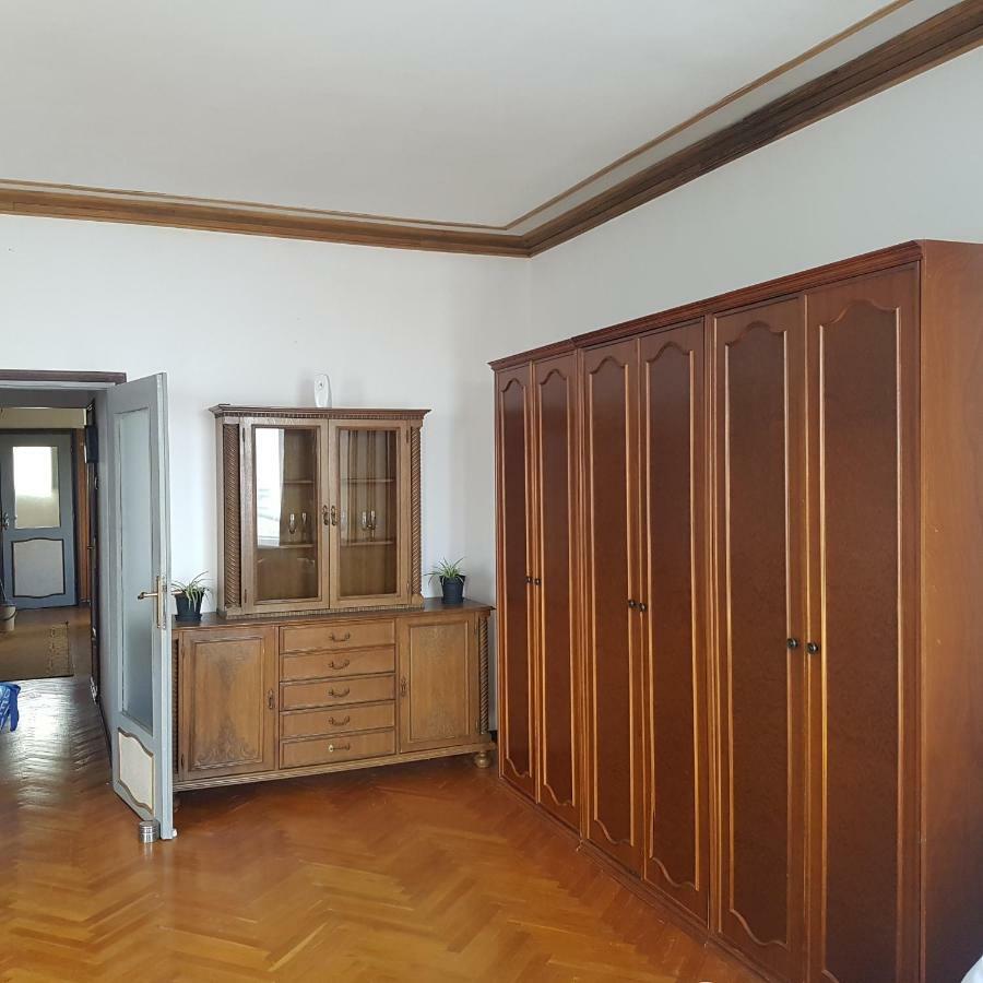 Niki Rezine Apartament Lovran