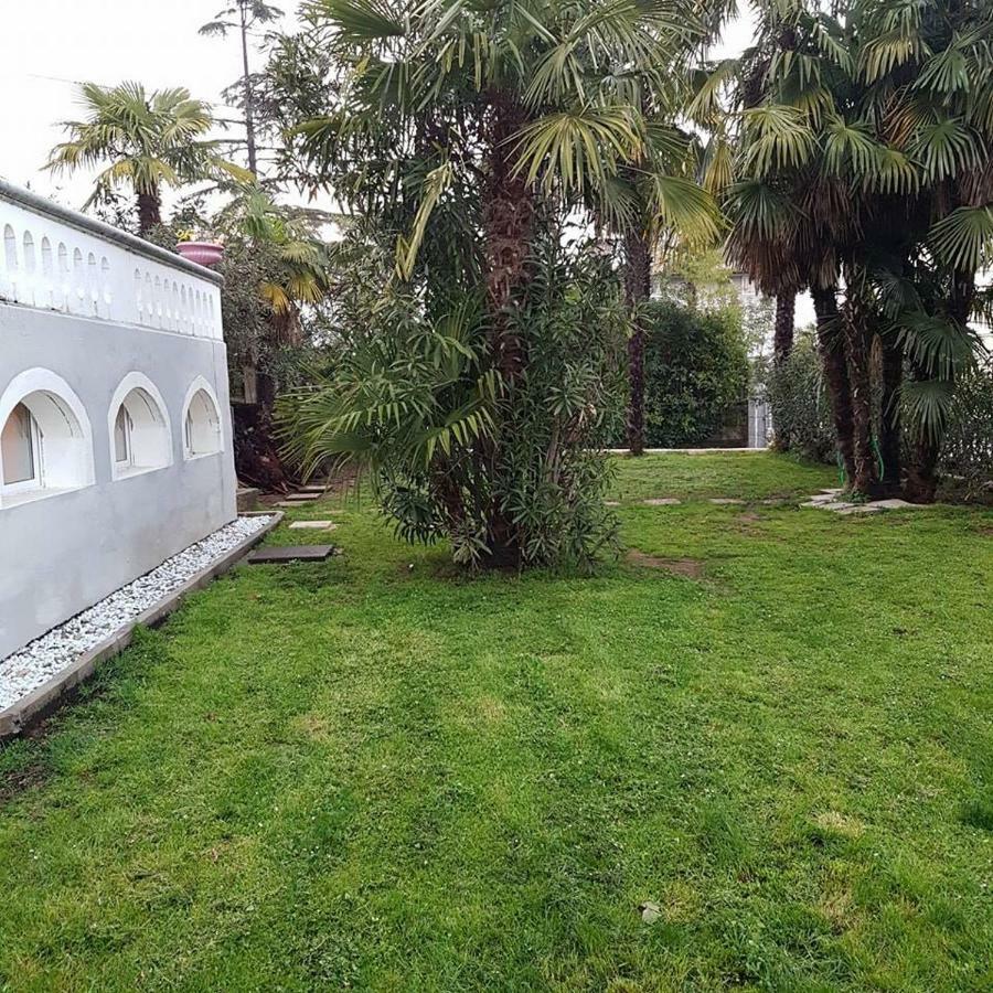 Niki Rezine Apartament *