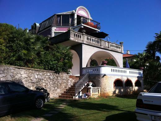 Niki Rezine Apartament